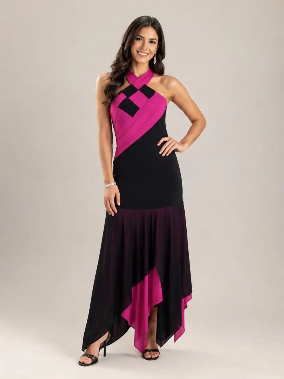 Vestido Preto e Rosa - Tamanho P - Foto 5