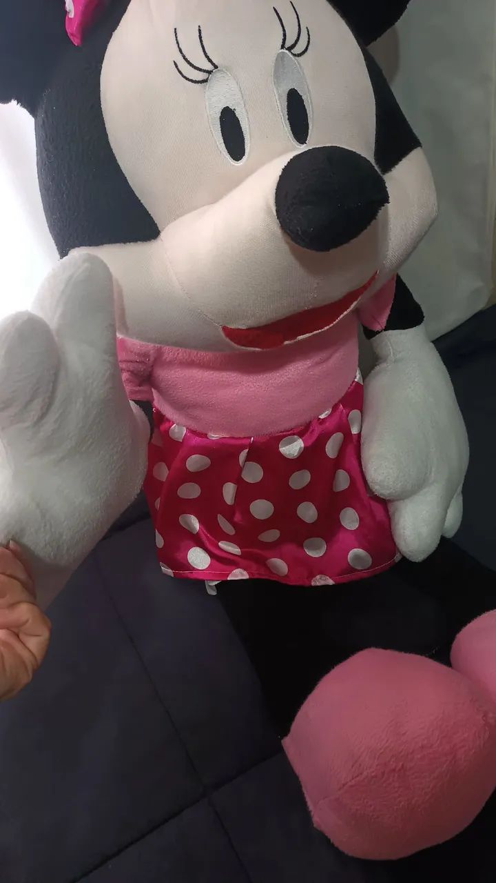 Boneca de pelúcia grande Minnie Mouse - Foto 3