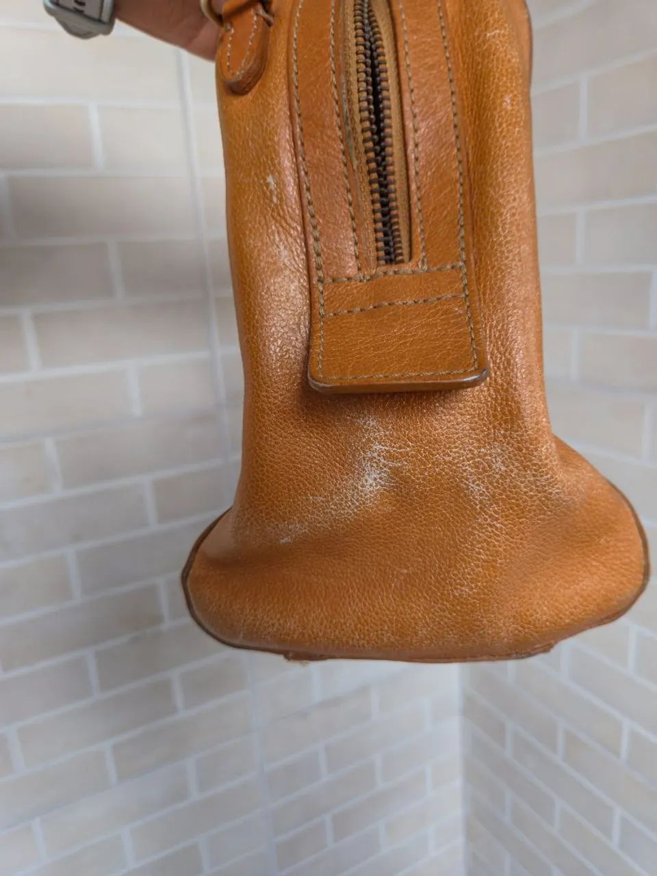 Bolsa de Couro Arezzo - De mão  - Foto 5