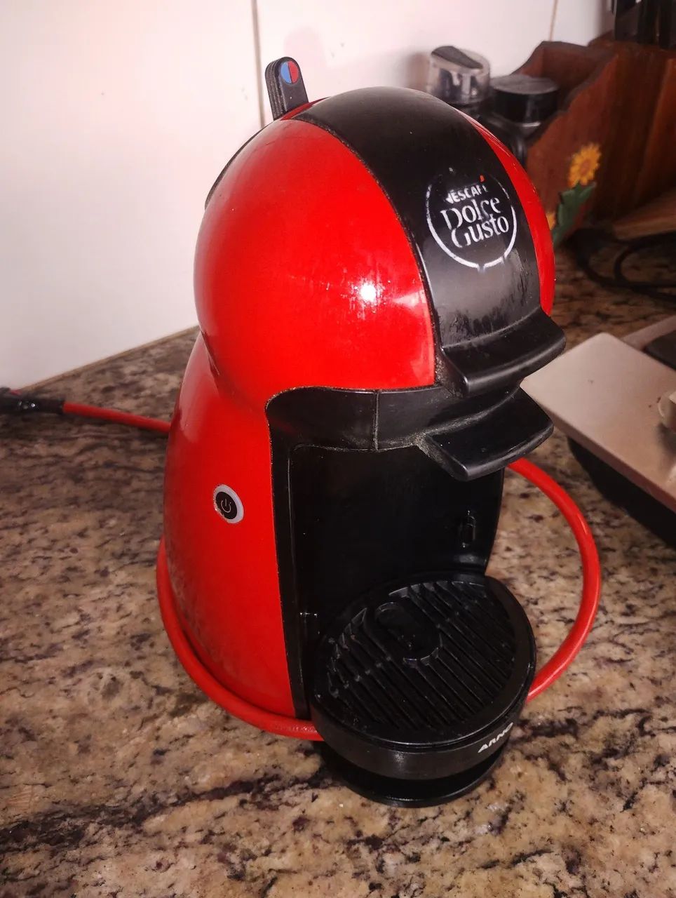 Cafeteira dolce Gusto COM DEFEITO  - Foto 2
