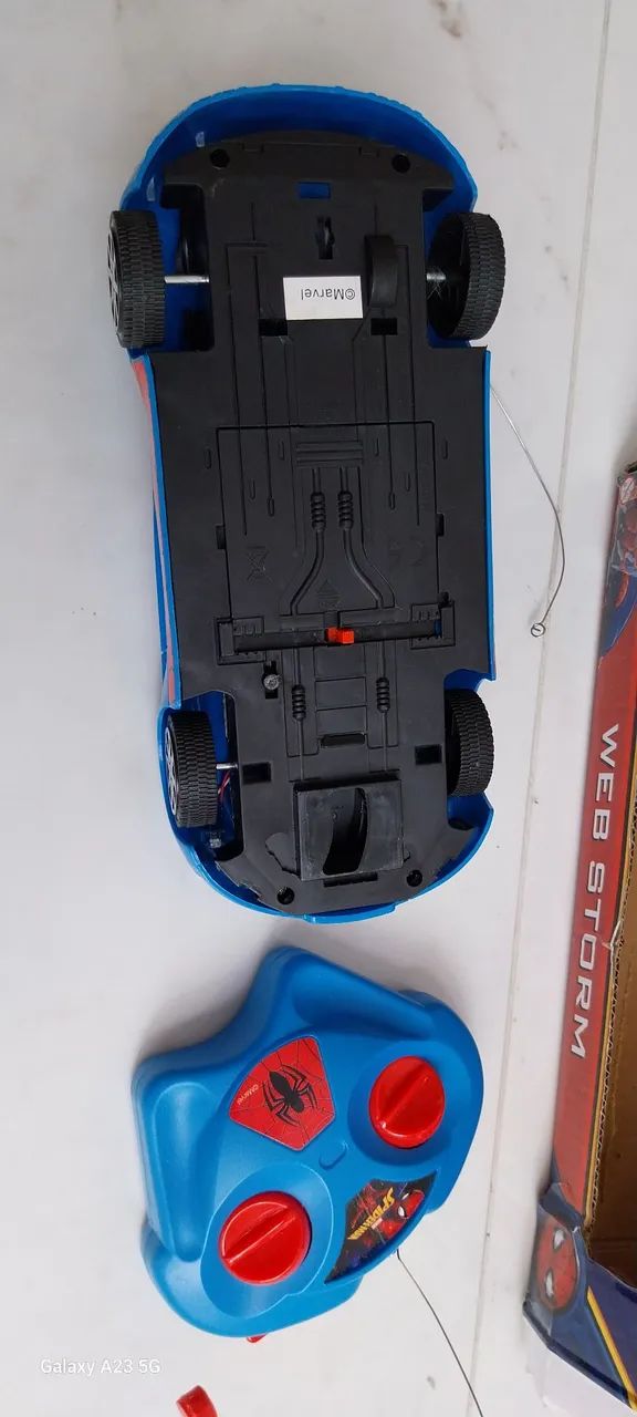Brinquedo carrinho com controle  - Foto 2