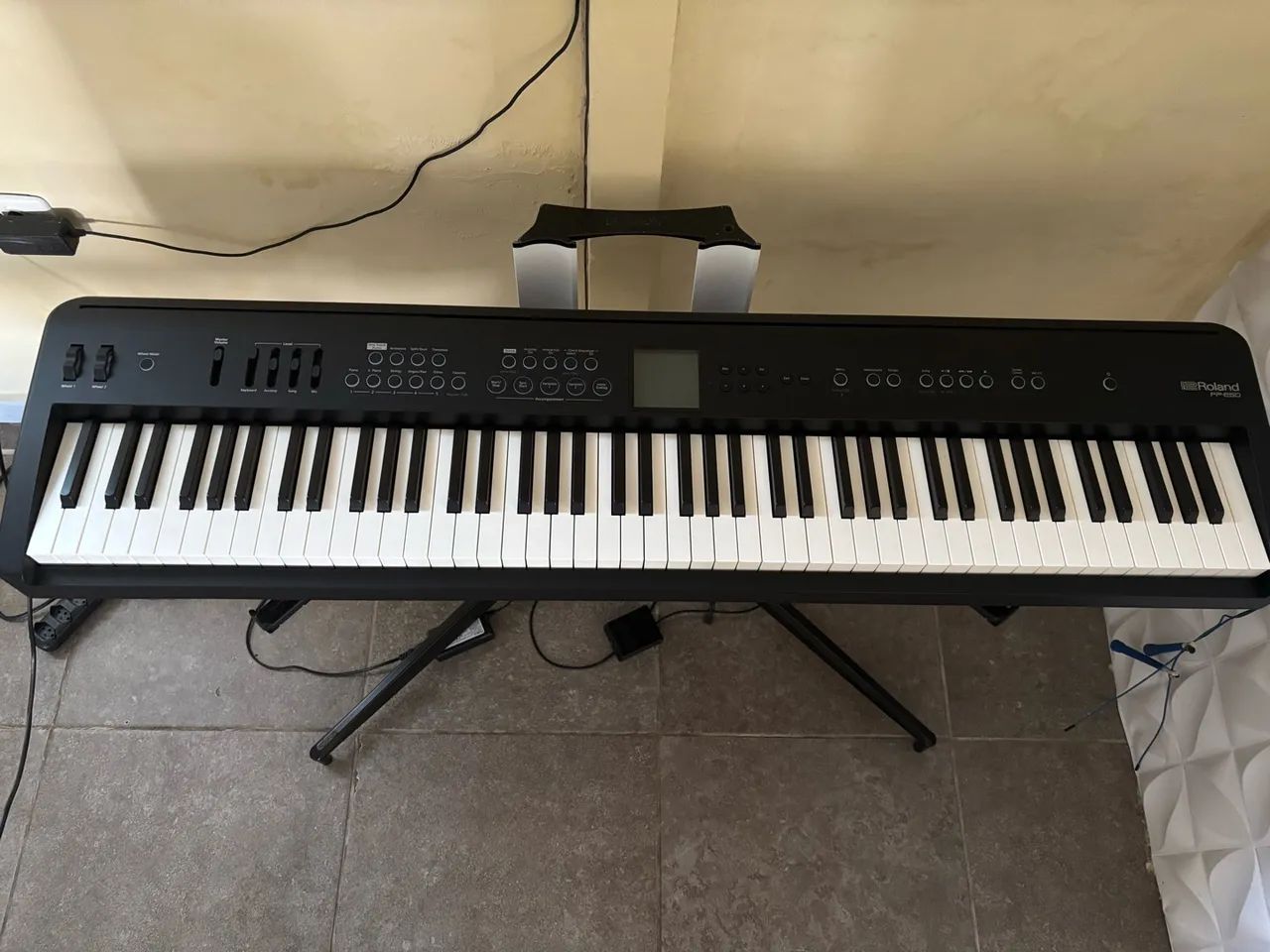 Piano roland FP-E50 - Foto 3