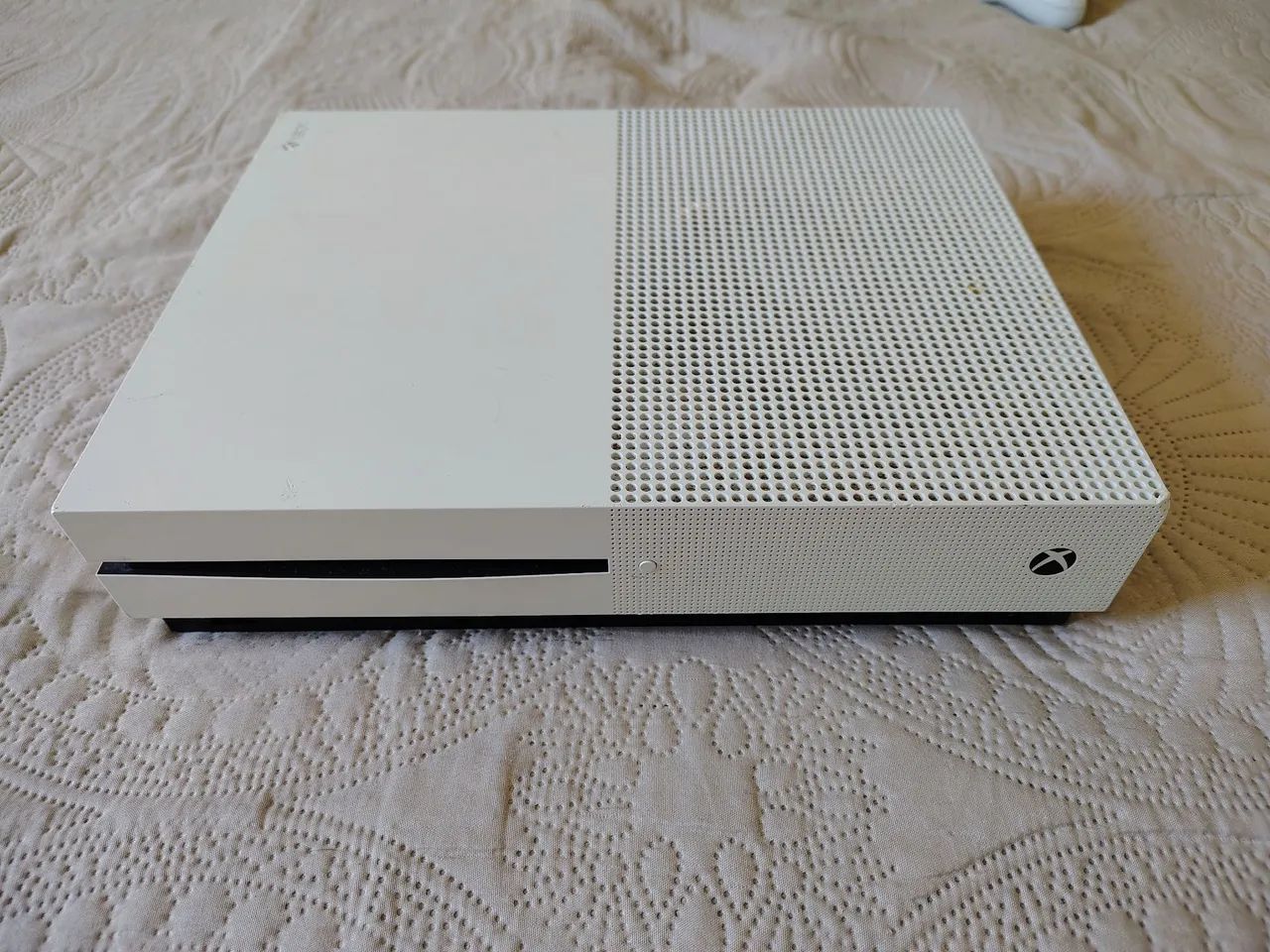 Xbox One S 512Gb + 1 Controle + Cabos - Funcionando Perfeitamente - Foto 2