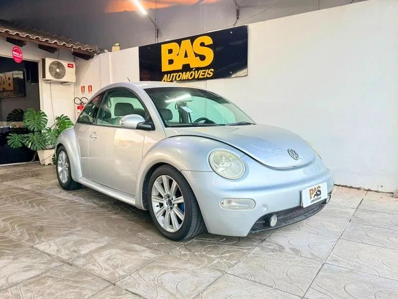 Volkswagen New Beetle 2.0 MI Mec./aut. 2005