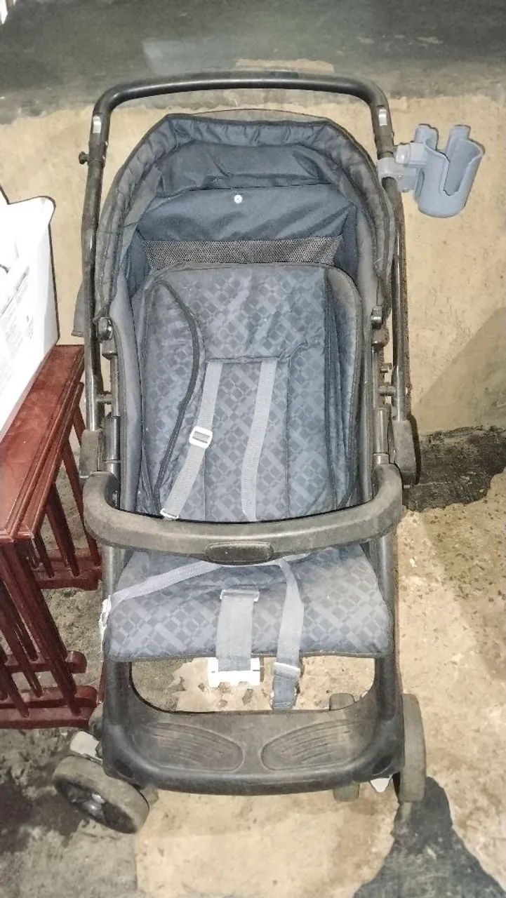 Carrinho de bebê pra passeio  - Foto 2