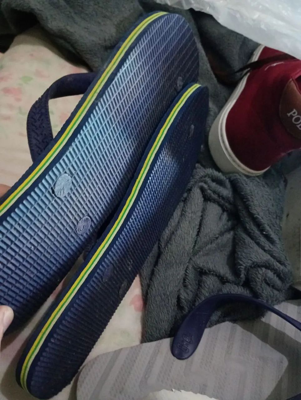 2 pares de Chinelos Havaianas 44 novo - Foto 4