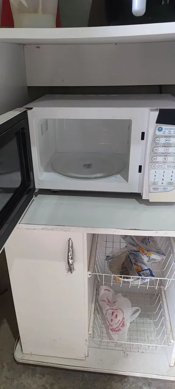 Micro-ondas Electrolux com defeito - Foto 2