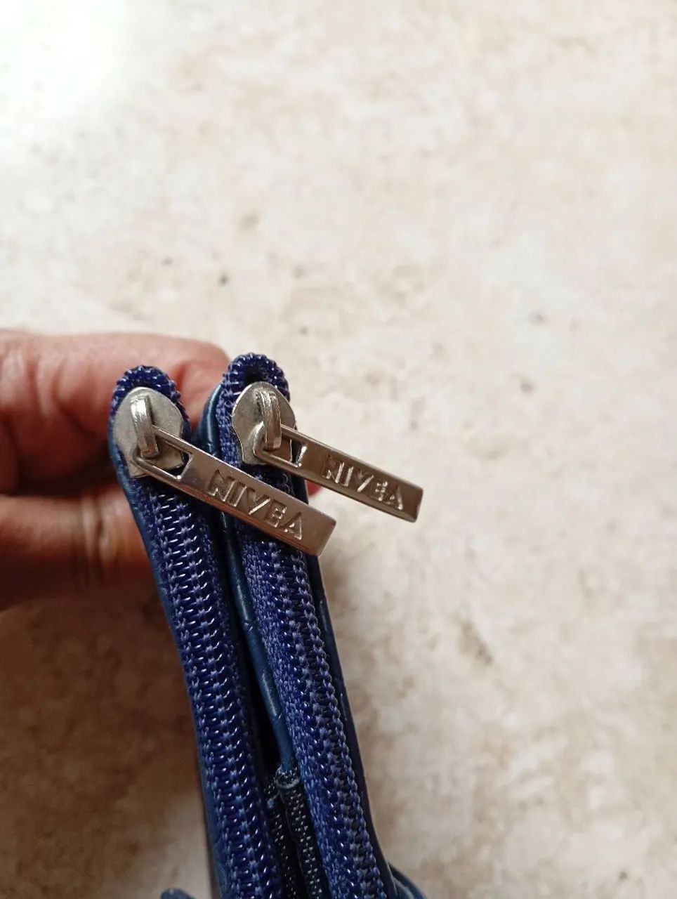 Necessaire azul Nívea visage - Foto 3