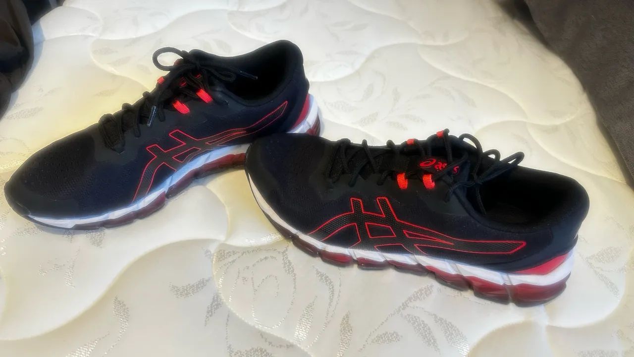 Tenis Asics Masculino modelo 360