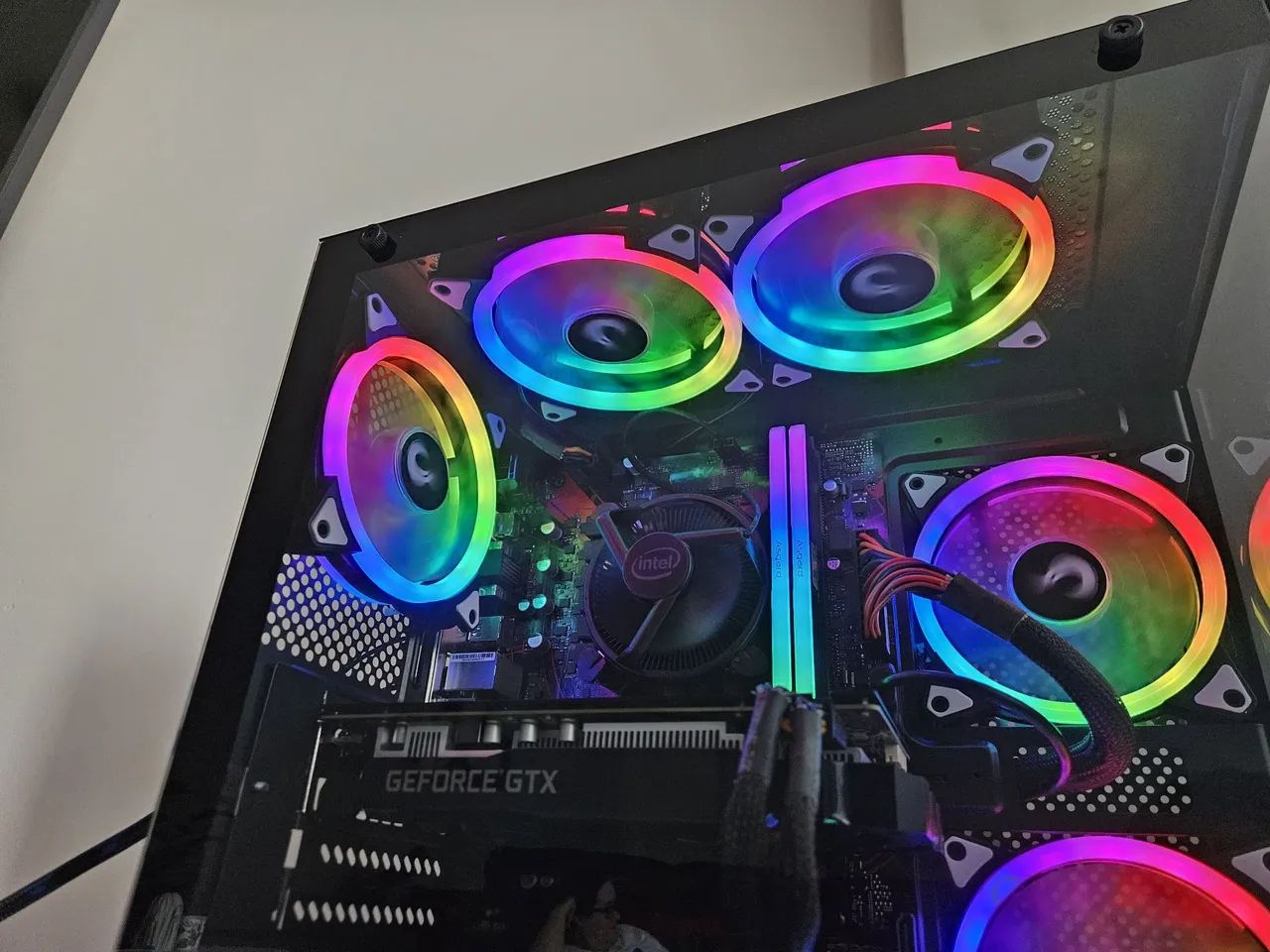 Pc gamer i5 10400f GTX 1660 memória 16gb SSD 1tb - Foto 2