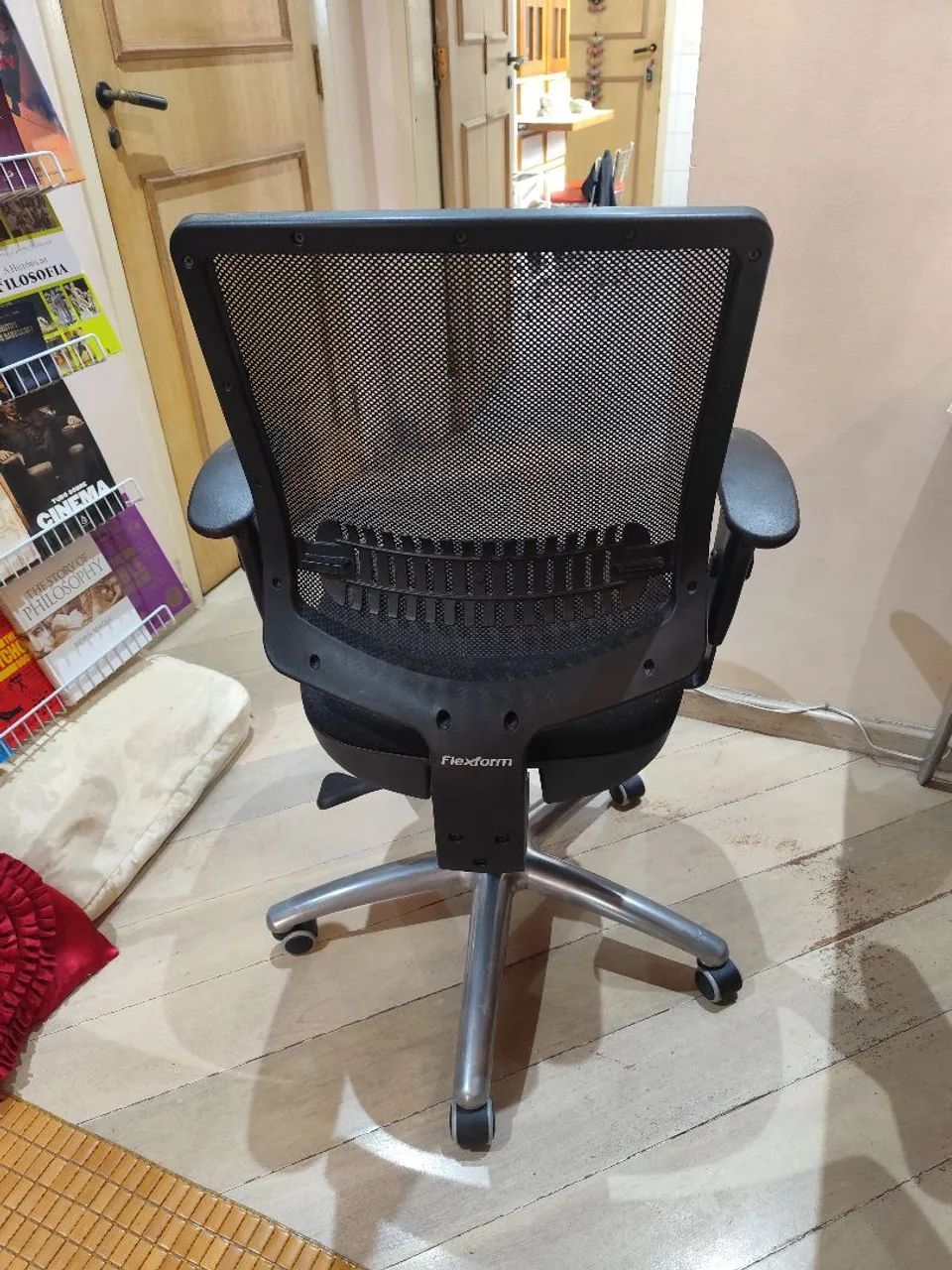 Cadeira de escritório giratória  - Foto 2