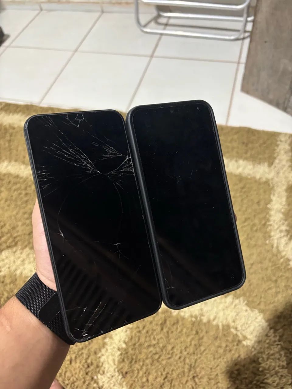 2 Celulares pra peças A14 - Foto 3