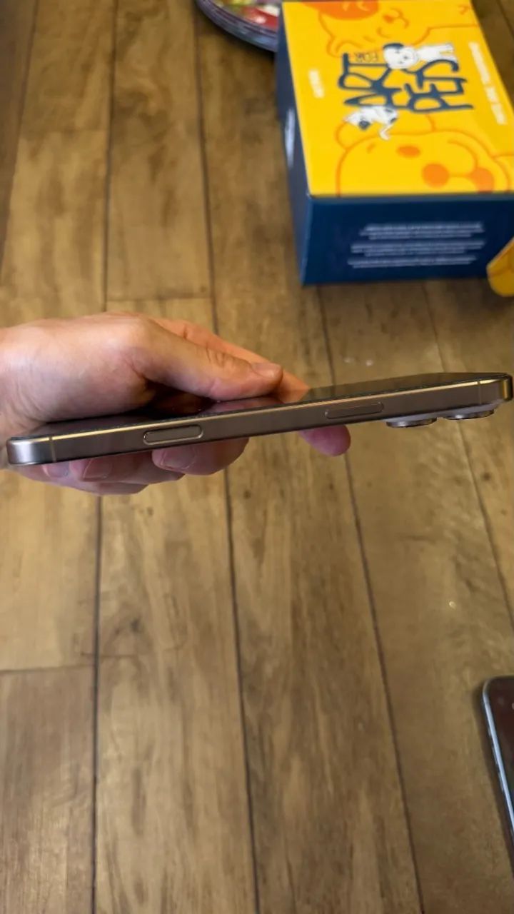 Iphone 16 Pro Max 1TB - Foto 4