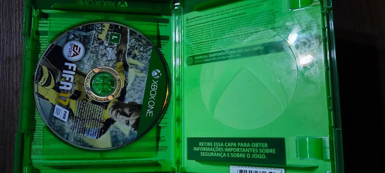 FIFA 17 - Xbox One - Foto 2