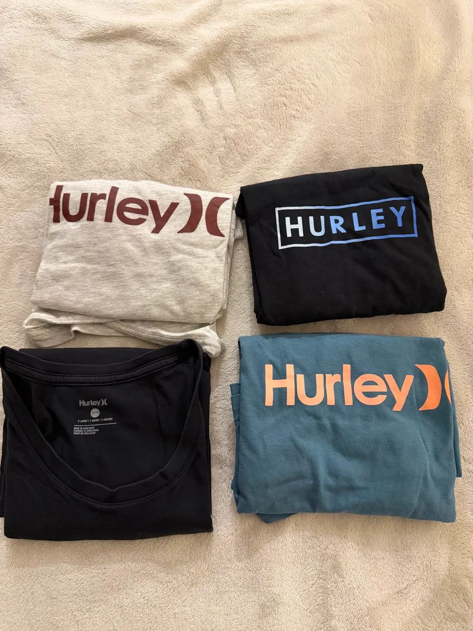 4 camisas Hurley por 120,00