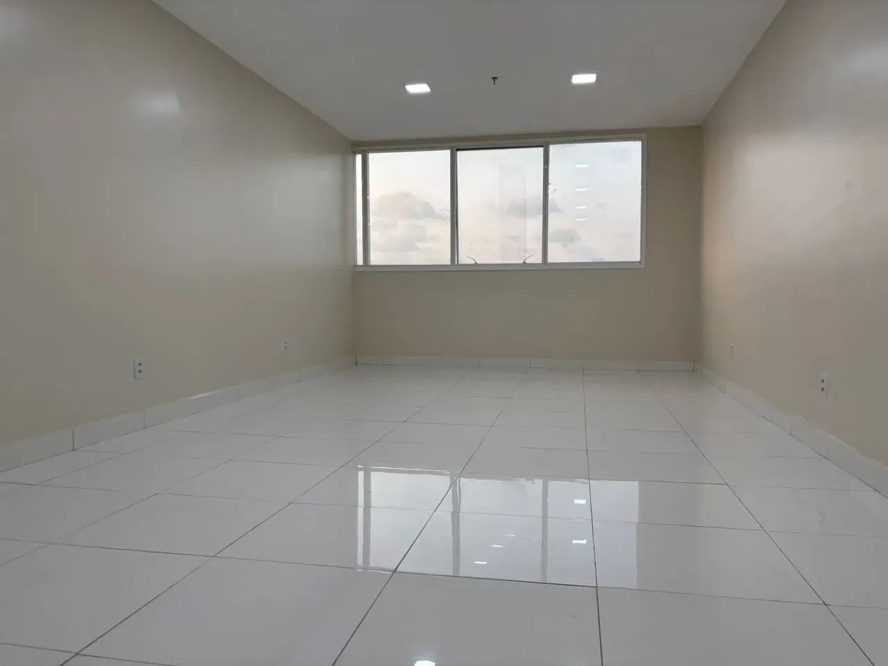 Sala Comercial no Shopping da Ilha  34m²