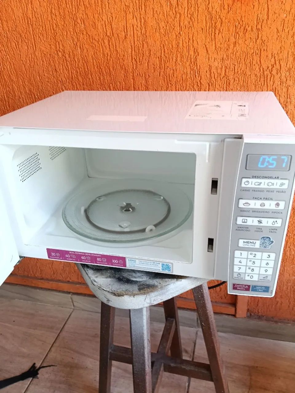 MICROONDAS ELECTROLUX 31 LITROS  - Foto 2