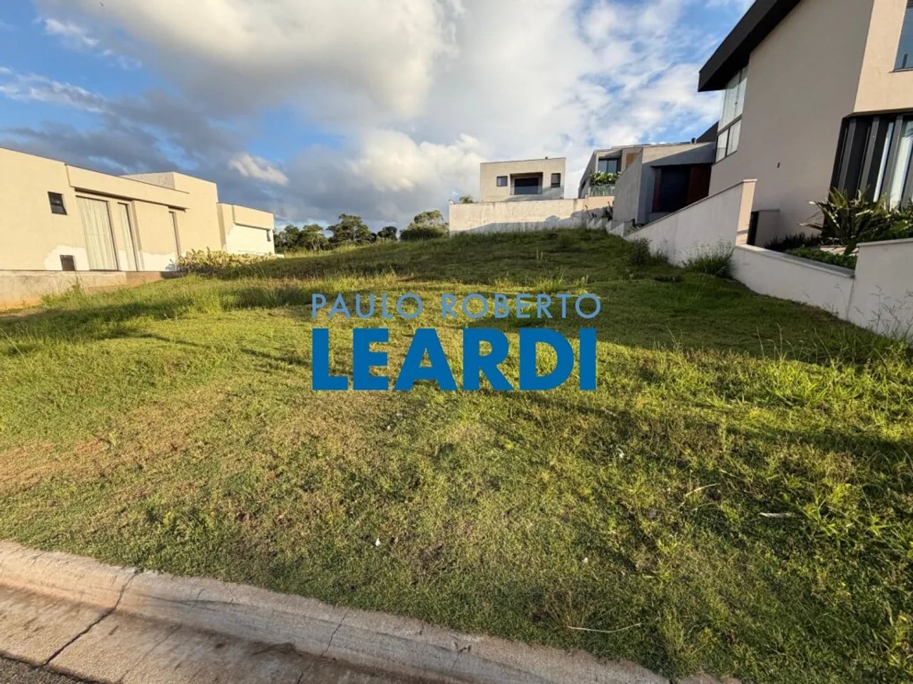 TERRENO EM CONDOMÍNIO - ALPHAVILLE - SP