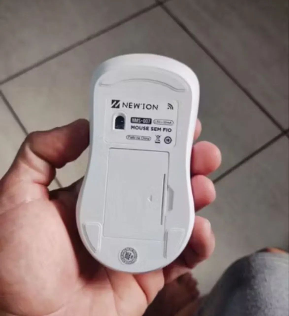 Mouse Gamer Sem Fio 2.4G 1600 DPI Wireless USB Ergonômico para PC e Notebook - Foto 2