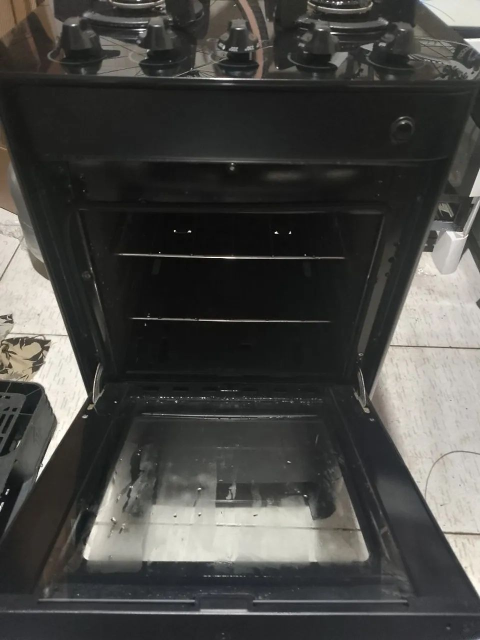 Fogão Esmaltec de 4 bocas preto com tampo de vidro  - Foto 2