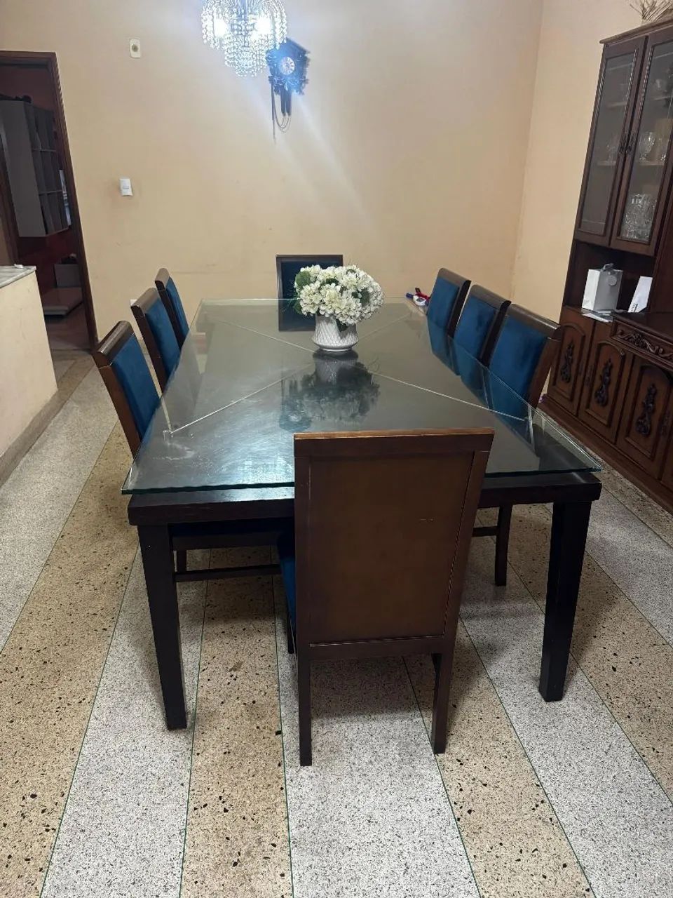 Mesa de Jantar + 8 cadeiras - Foto 4