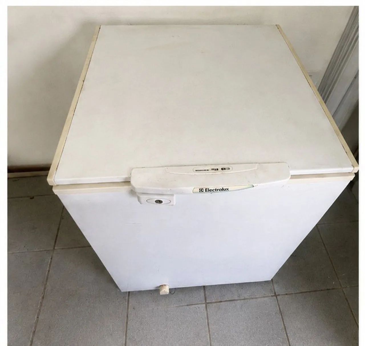 Vendo freezer 160 litros 