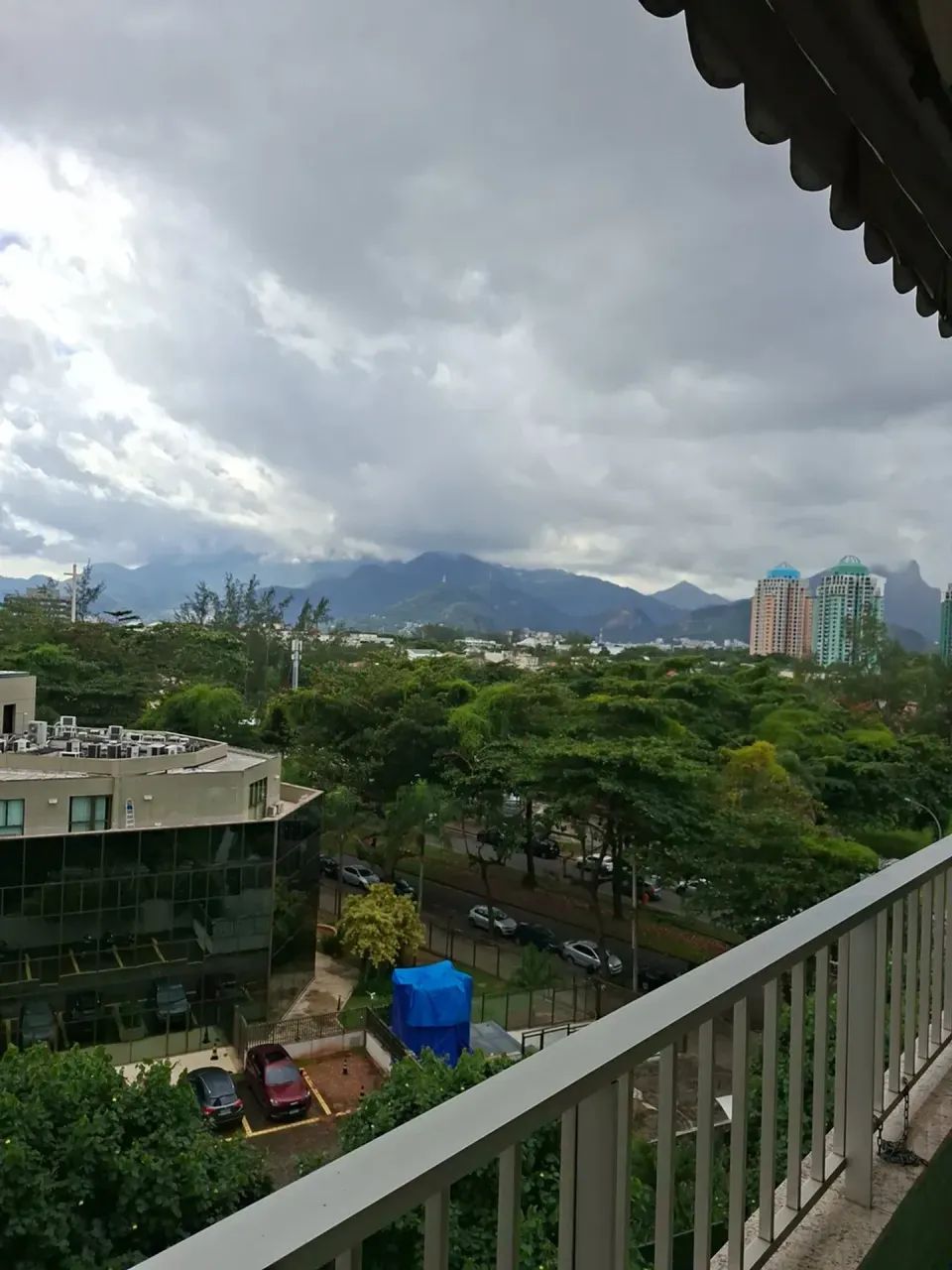 Vendo sala quarto c/ dependência reverdida com 70 m2 , no Parque das Rosas - Foto 4
