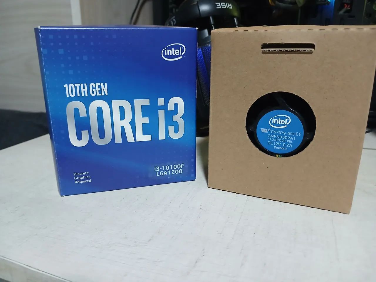 Processador Intel i3 10100f na caixa - Foto 2