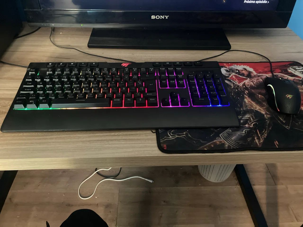 Kit teclado, mouse e mousepad
