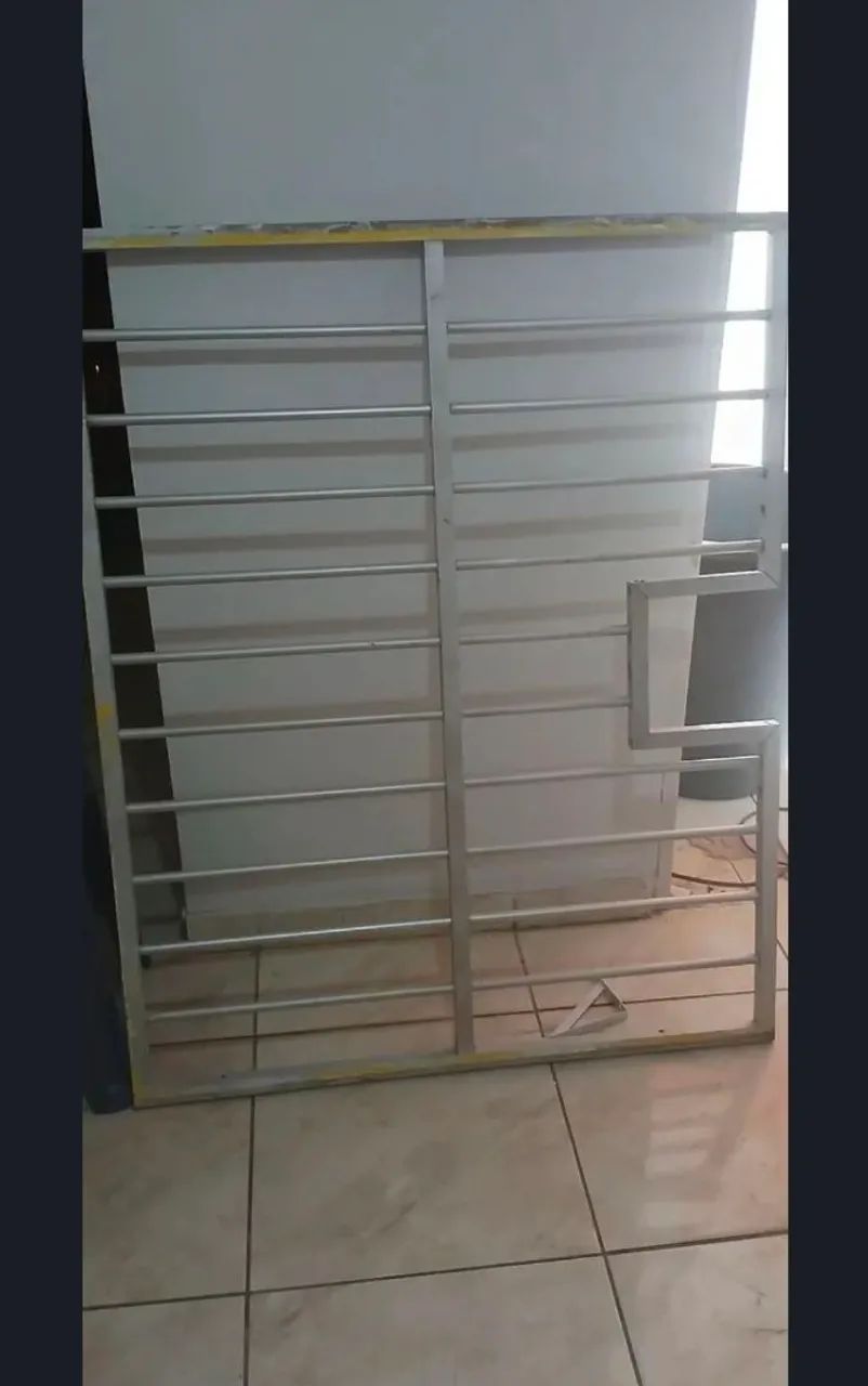 GRADE E PORTA  - Foto 2