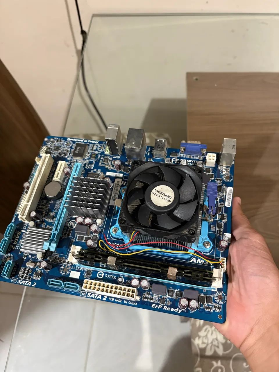 KIT FX-6300 6 NÚCLEOS + PLACA MÃE GIGABYTE AM3+ + COOLER - 100% FUNCIONANDO - Foto 3