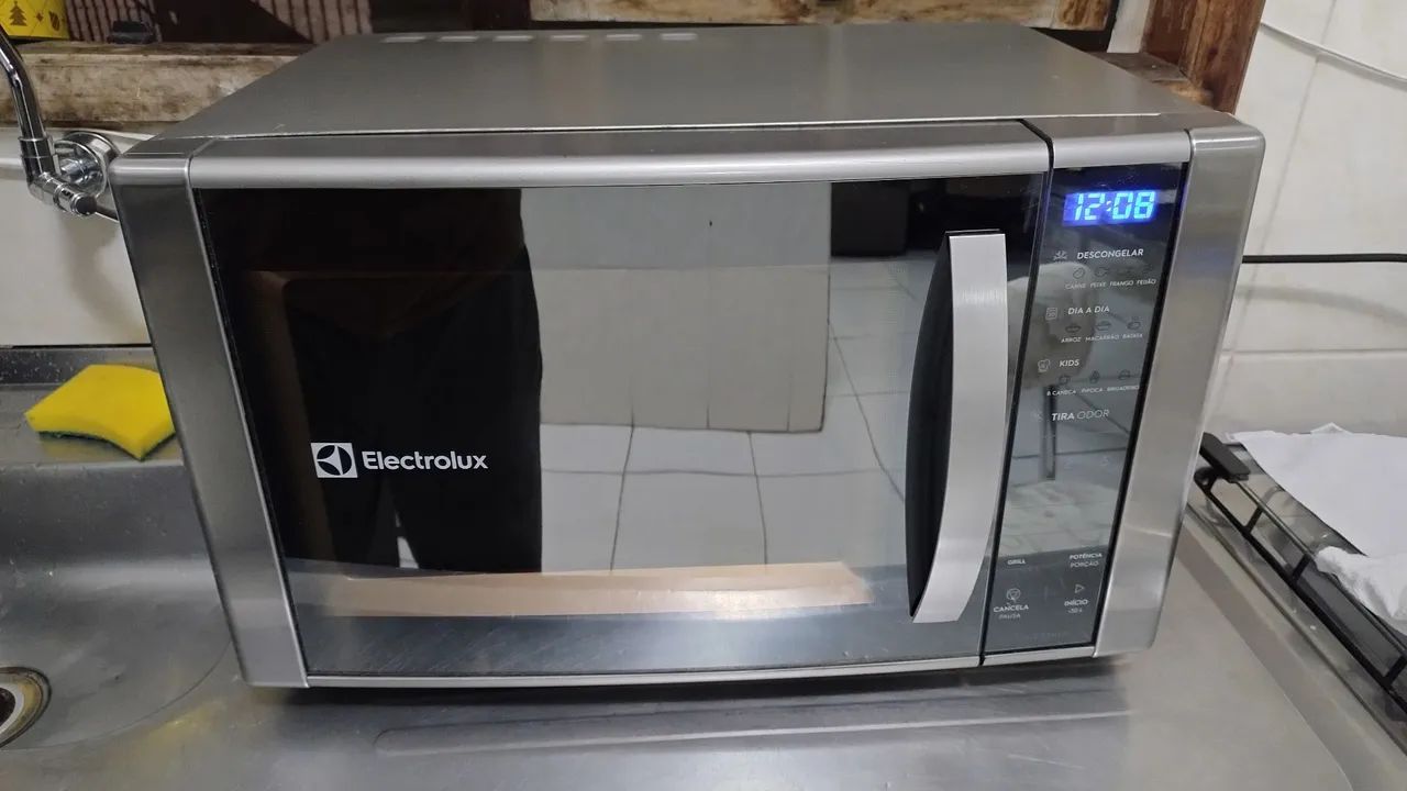 Microondas Eletrolux grill 