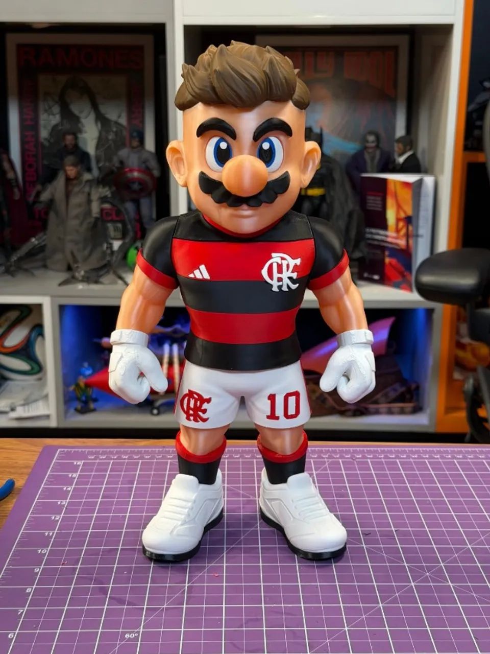 FLAMENGO MARIO - 24CM ALTURA - Foto 3