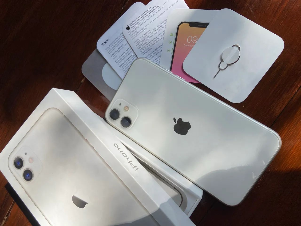 IPHONE 11 COM CAIXA - Foto 3