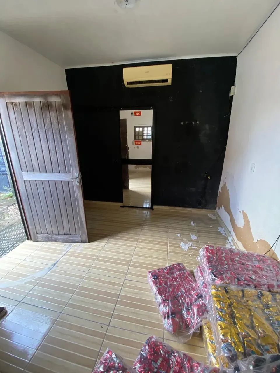 Galpao 135 mt2 levada com escritório top - Foto 4