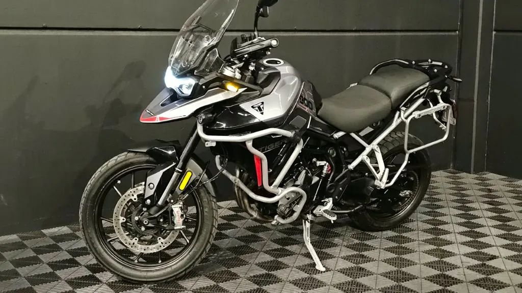 TIGER 900 GT PRO 2024 Cinza - Foto 4