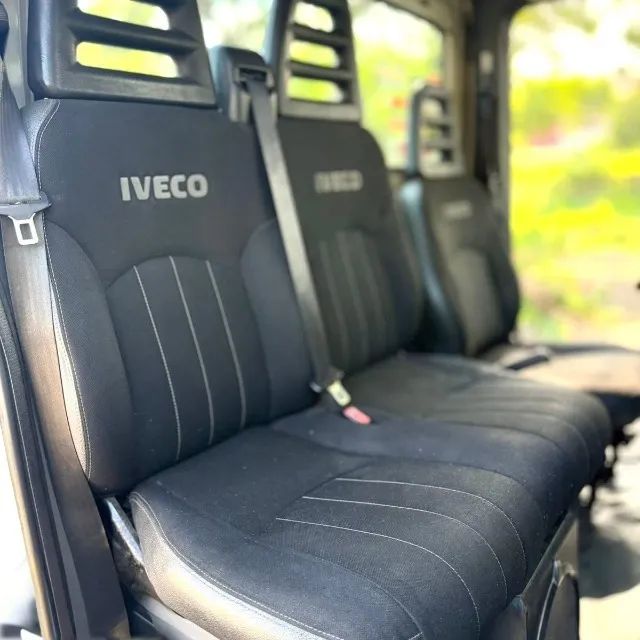  Iveco daily 35s14 plataforma 2014 - Foto 5
