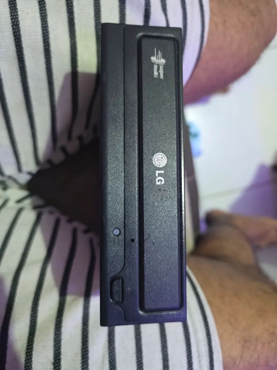Gravador e Leitor de CD/DVD LG SATA - PC - Foto 4