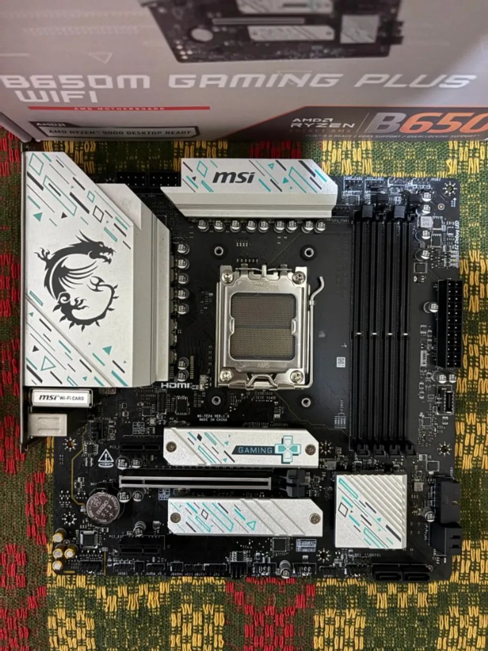 Placa mãe B650 MSI Gaming Plus AM5 NA GARANTIA DDR5 AMD - Foto 2
