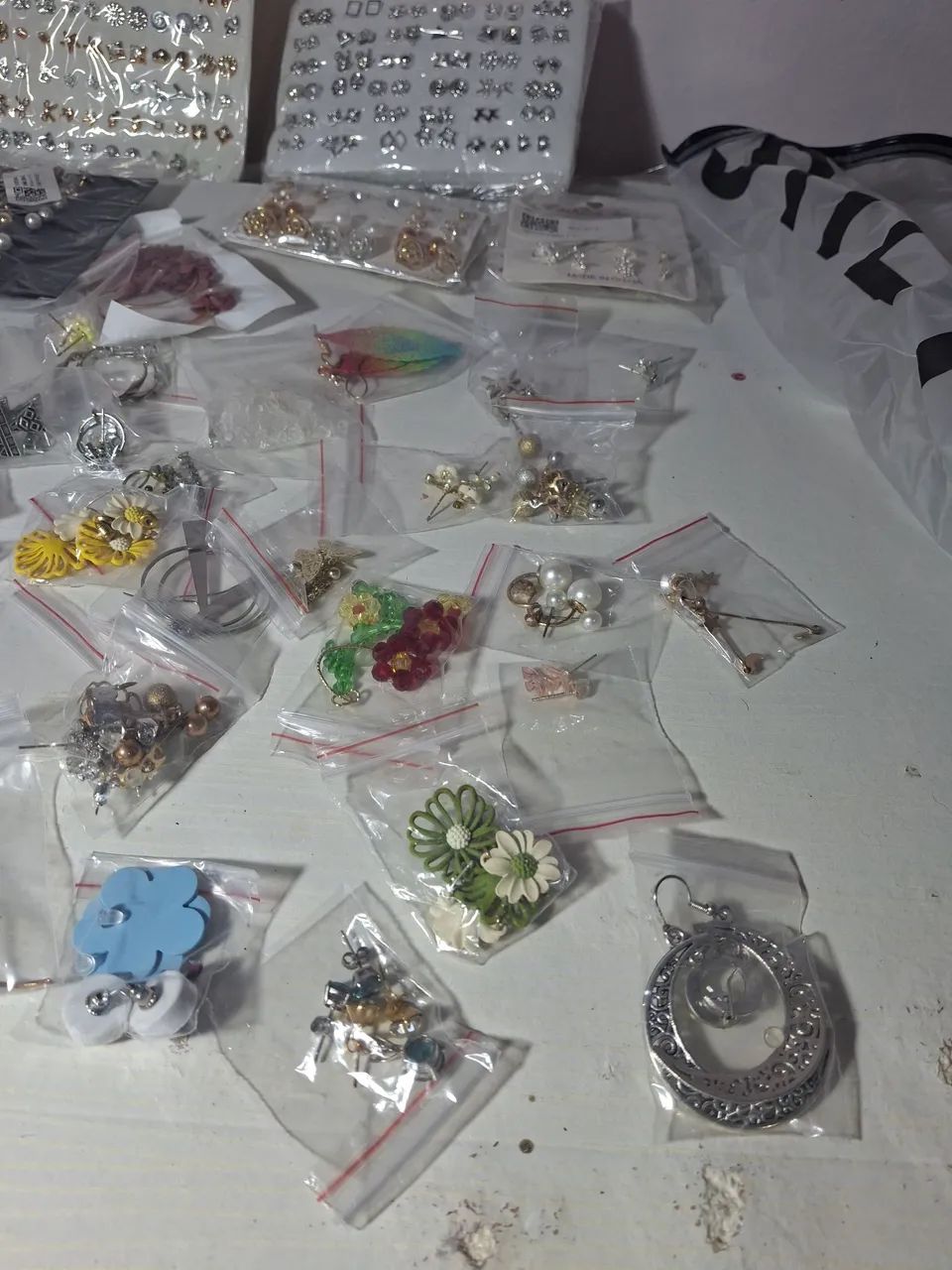 Vendo brincos novos - Foto 3