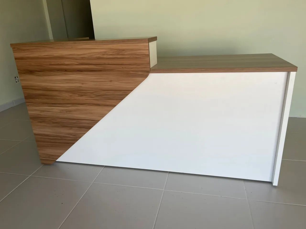 MESA BALCAO DE ATENDIMETO DE ESCRITORIO LOJA IKONOFFICE 