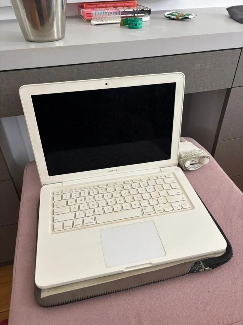 MacBook A1342 Com Defeito