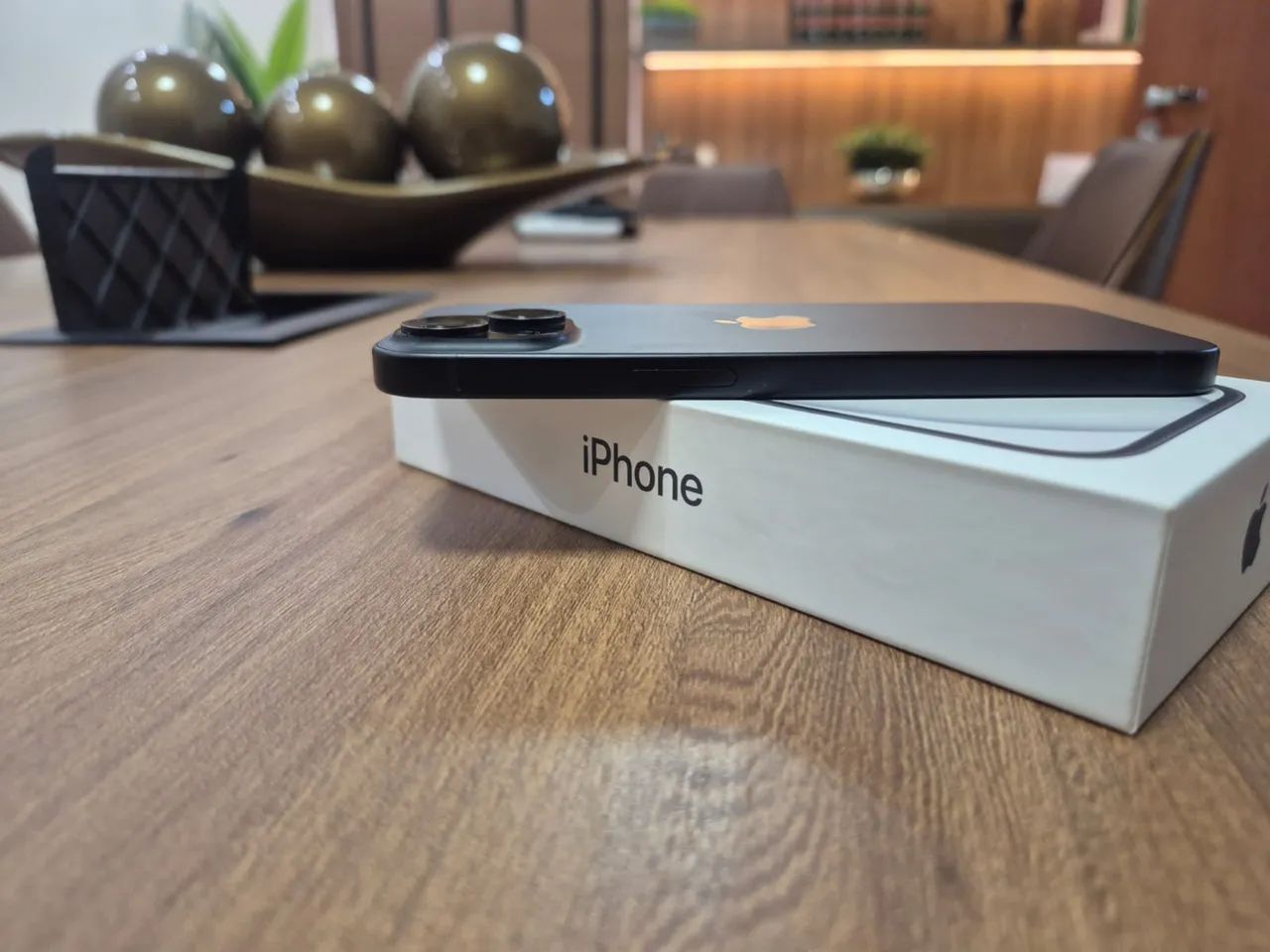 iPhone 15 - 128GB