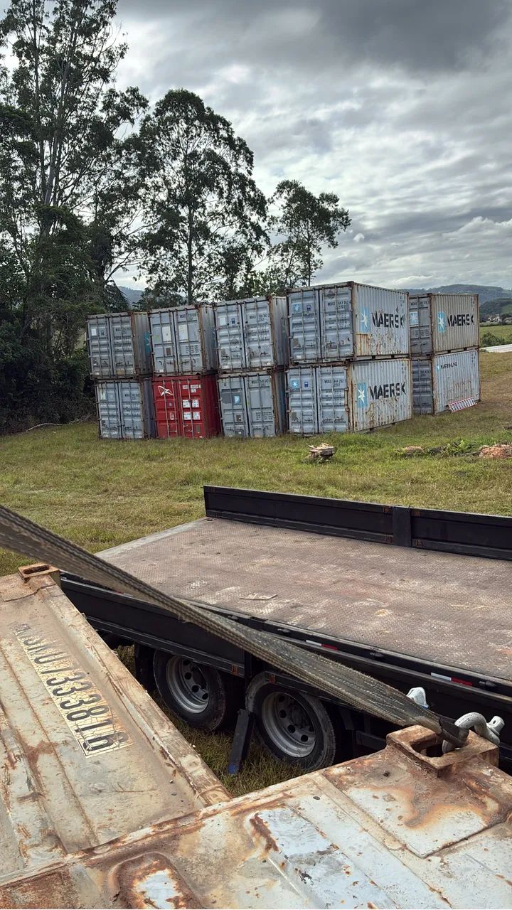 Container 
