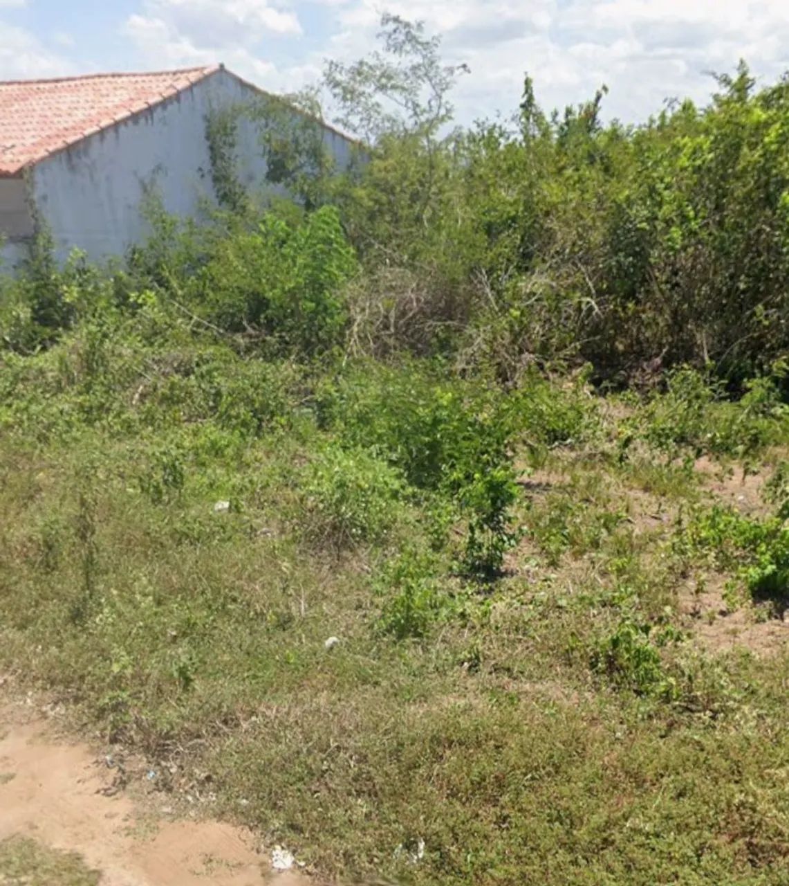 Vende-se terreno/aceito troca.