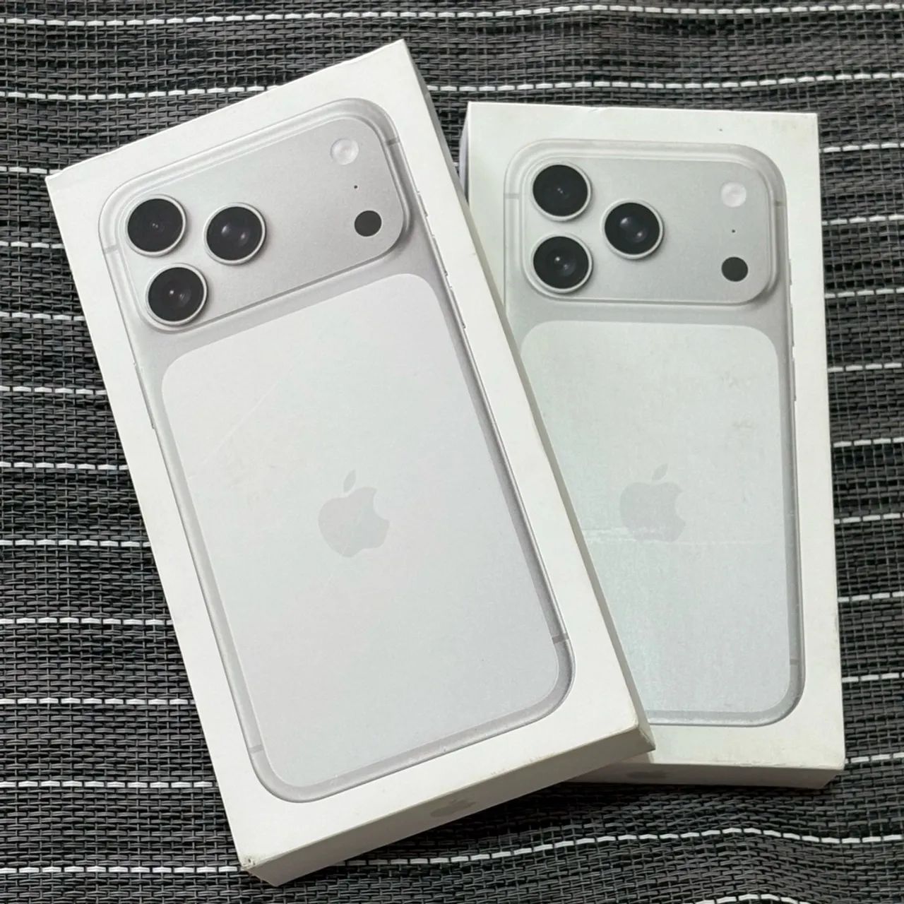 Iphone 17 Pro Max 256gb Lacrados Somente Cor Silver !