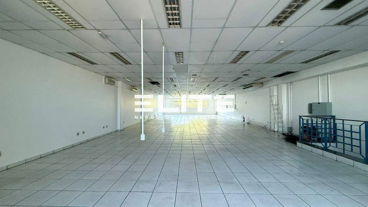 Sala Comercial Sobreloja para Aluguel na Vila Curuçá (Santo André)  300 m²