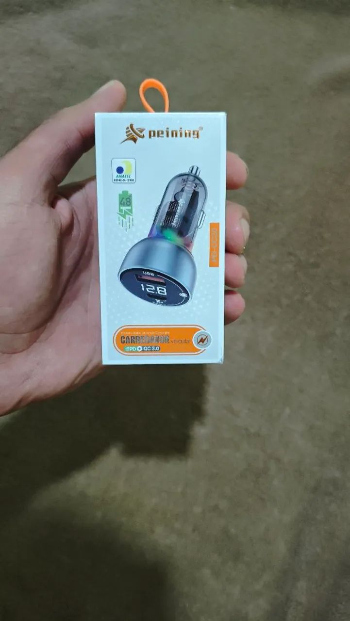 Carregador Veicular Turbo PD + QC3.0 48W Peining USB e Type-C com Display Digital