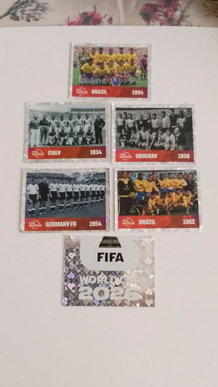 VENDO E TROCO FIGURINHAS DA COPA(LEIAM A DESCRIÇÃO) - Foto 3