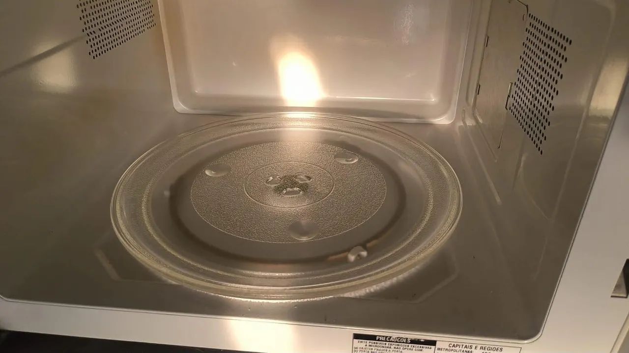 Vende-se microondas funcionando  - Foto 2